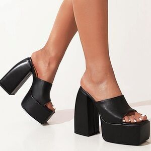NWOT Black Chunky Platform Sandals for Women Slip On Square Toe Mules High Heel